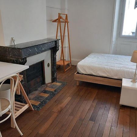 Beau T3 Avec Jardin Hyper Centre Proche Gare Angers Exterior photo